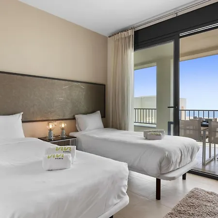 Vivi Homes - Elisa Pool, Gym & Sea View Marbella