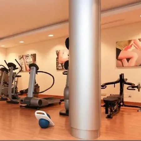 Apartment Vivi Homes - Elisa Pool, Gym & Sea View *