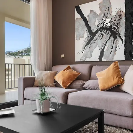 Apartment Vivi Homes - Elisa Pool, Gym & Sea View Marbella